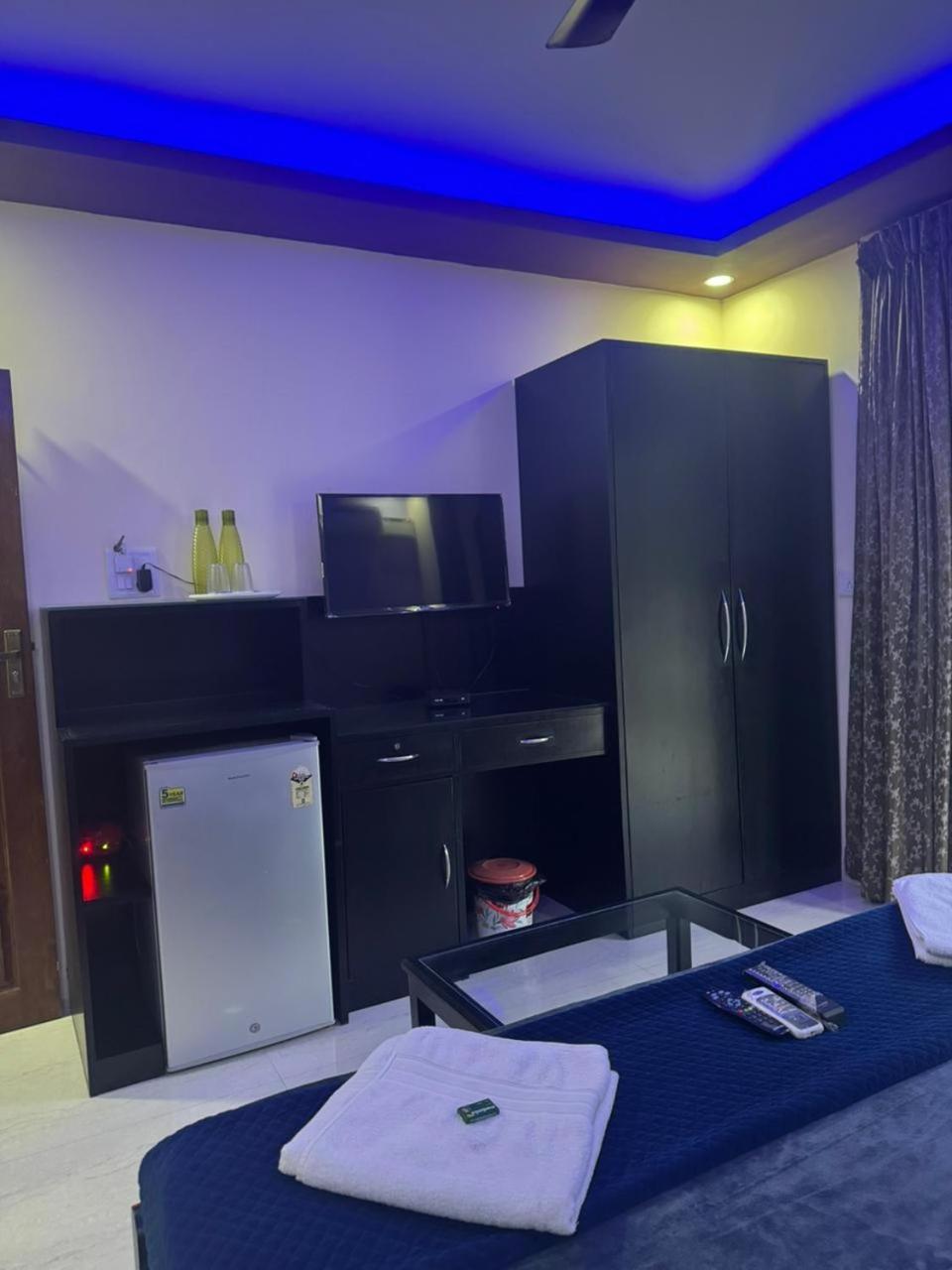 Vihaan Inn Guest House Calangute Ngoại thất bức ảnh