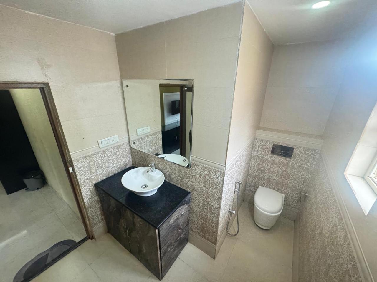 Vihaan Inn Guest House Calangute Ngoại thất bức ảnh